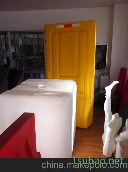 交通防撞设施吹塑机图4