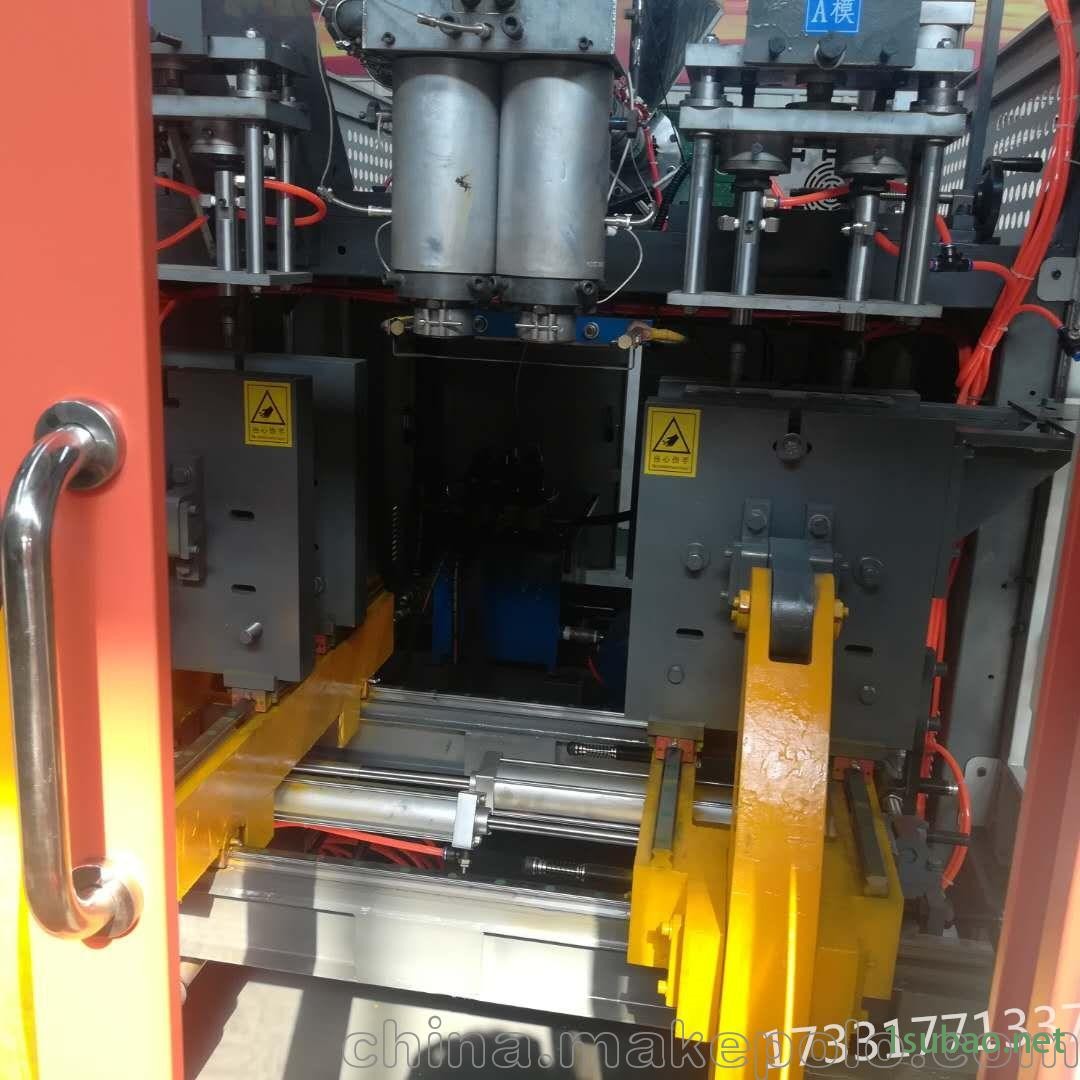 河北吹瓶机高产型塑料中空管件吹塑机图4