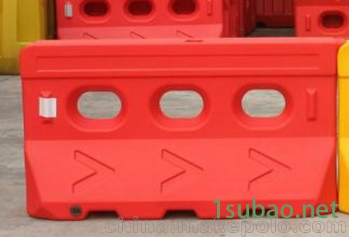 道路防护设施水马防撞桶路锥吹塑机生产设备图4