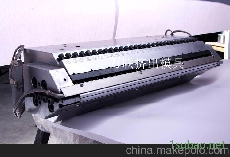 万联PVC片材模具 片材挤出模具图3