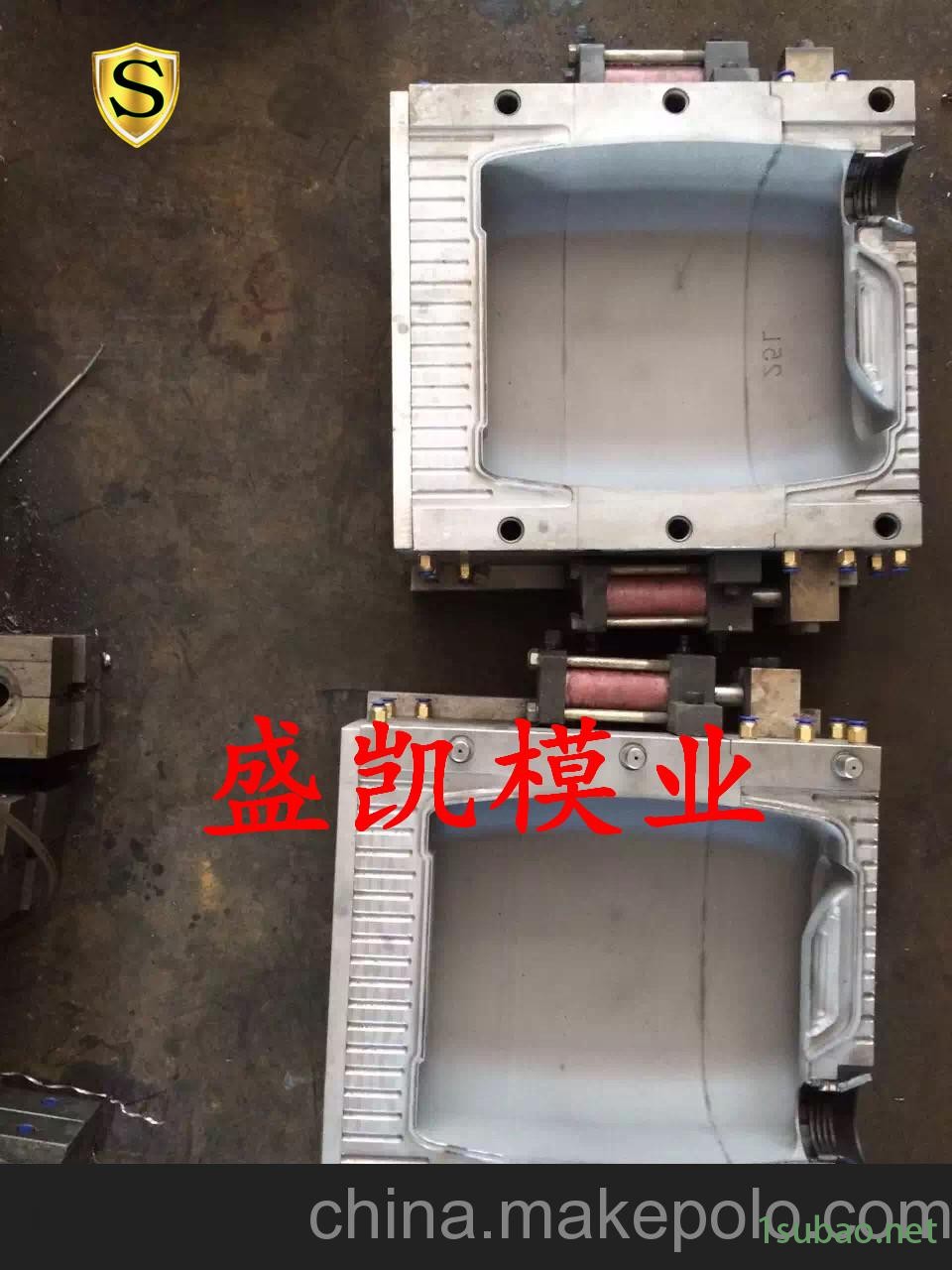 吹塑模具 吹塑桶 吹塑瓶 堆码桶 盛凯模具图4