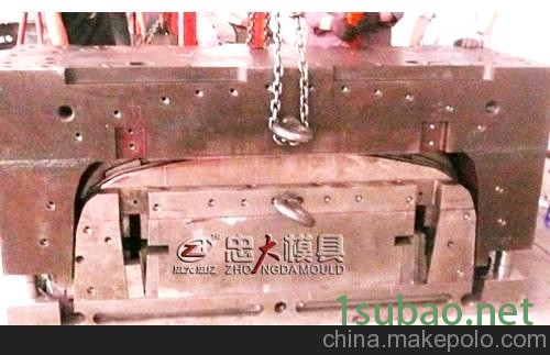 忠大模具车门内饰板模具图2