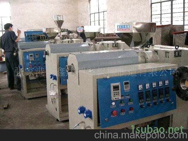 供应管材、片材、板材、异型材塑料挤出机图3