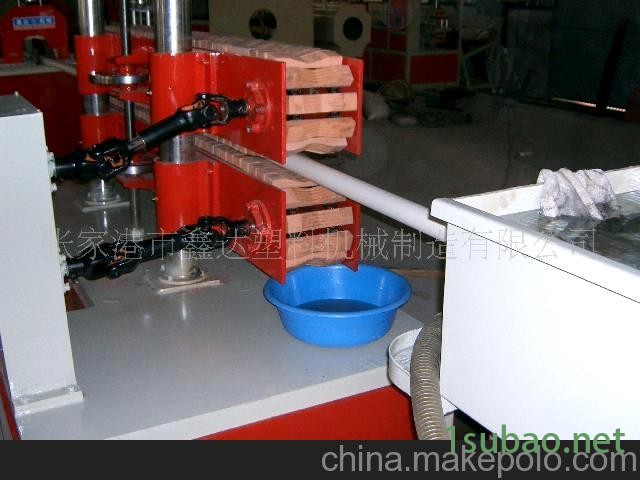 供应PVC管材塑料挤出机图4