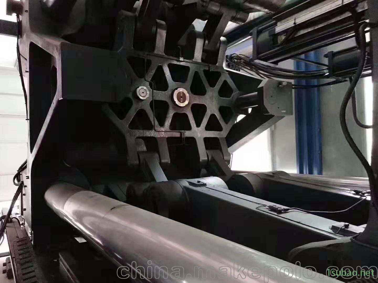 工厂低价转让海天2400吨注塑机图3