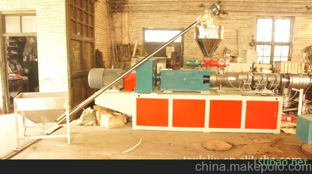 锥双PVC管材挤出机生产线设备图2