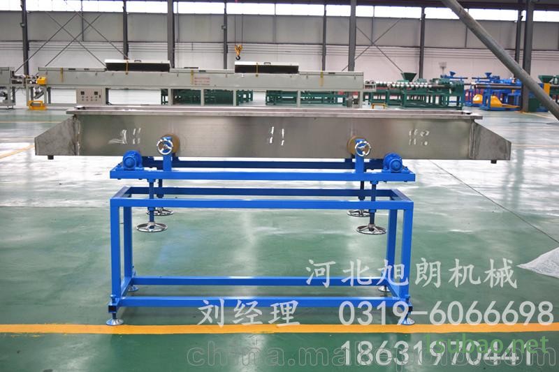 热卖塑料挤出机 仿藤条生产线来旭朗机械图3