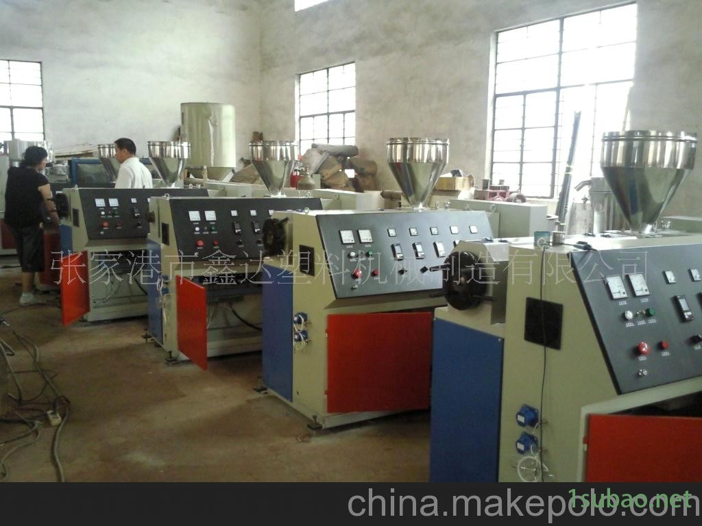 供应PVC硬管塑料挤出机图4