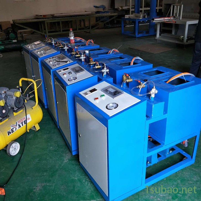 AB料聚氨酯低压注塑机 可移动发泡机 铝合金夹层补口机专业制造  AB料聚氨酯低压注塑机图5