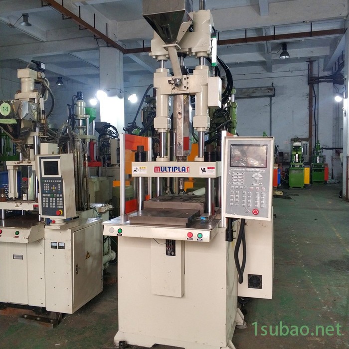 出售九成新百塑85T单滑板 百塑立式注塑机图6