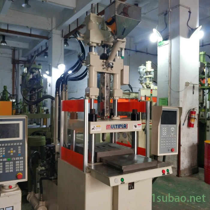 出售九成新百塑85T单滑板 百塑立式注塑机图7