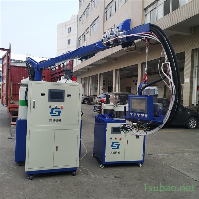 现场聚氨酯发泡机PU自成皮发泡机PU慢回弹发泡机PU低压发泡机图5