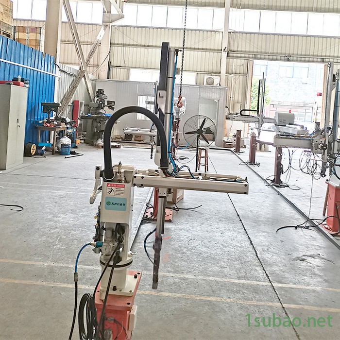 天泽自动化 厂家供应TZP-750小斜臂机械手 双斜臂式注塑机机械手整机批发图3