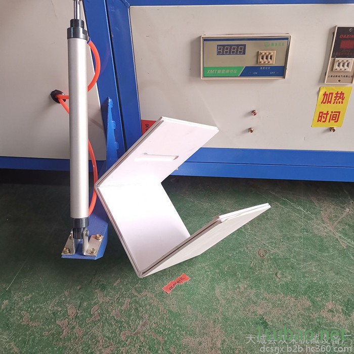 【双荣 】塑料工艺品折弯机  自动加热发泡机 1.2米PVC板材折弯机设备图7