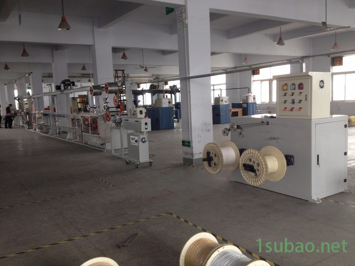 双层、三层PLC化学发泡挤出机 化学发泡机 化学发泡押出机图3