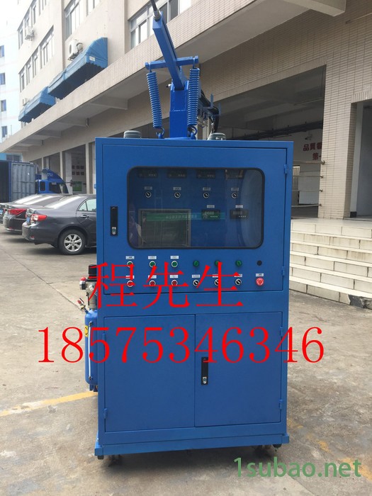 实诚机械 SC-FP600聚氨酯发泡机 自动换色 自动打料图4