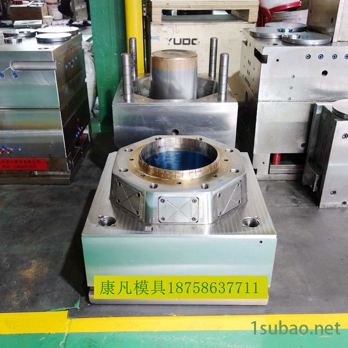 供应台州市黄岩塑胶桶模具厂家，10升 20升注塑成型模 油桶模具买多大的注塑机合适 注塑油桶模具图6