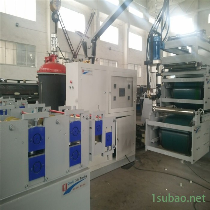 聚氨酯发泡机  低压发泡设备 高压发泡设备 求实冷弯图2