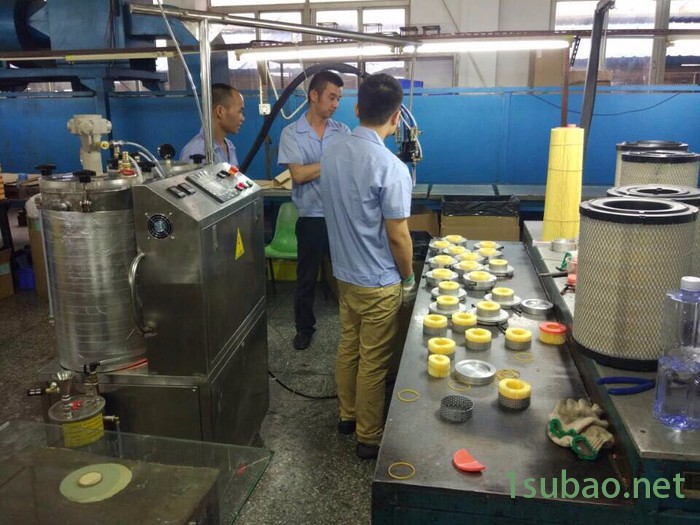 久耐 聚氨酯弹性体浇注机 脚轮胶辊包胶车轮高耐磨密封件高温浇注机 PU弹性体浇注设备 浇注聚氨酯发泡机 PU填充发泡机图4