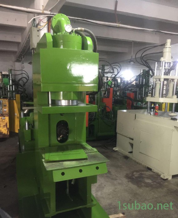 立式注塑机赞扬立式注塑机注塑机立式成型机图2