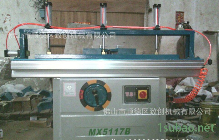 带推台气动单头立铣床MX5117A图3