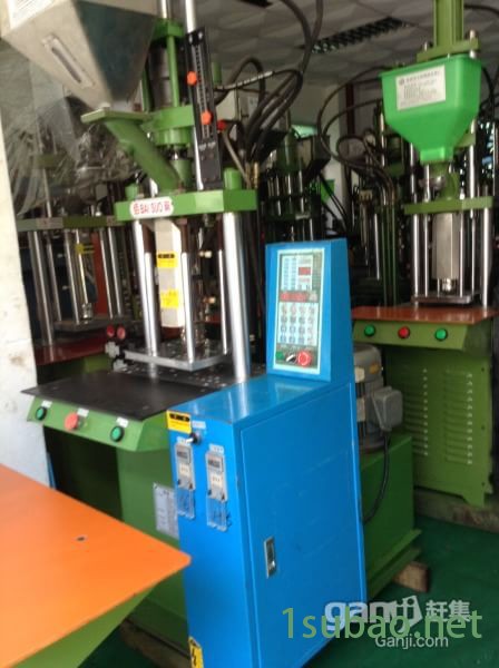 立式注塑机图2