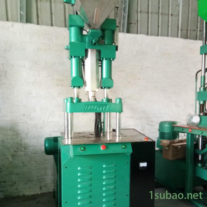 丰铁450立式注塑机图2