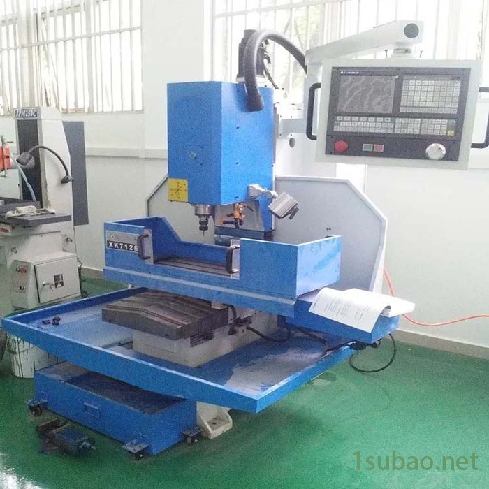 山东汉鼎 数控铣床厂家直供XK7124数控铣床 半防护立式数控铣床价格图5