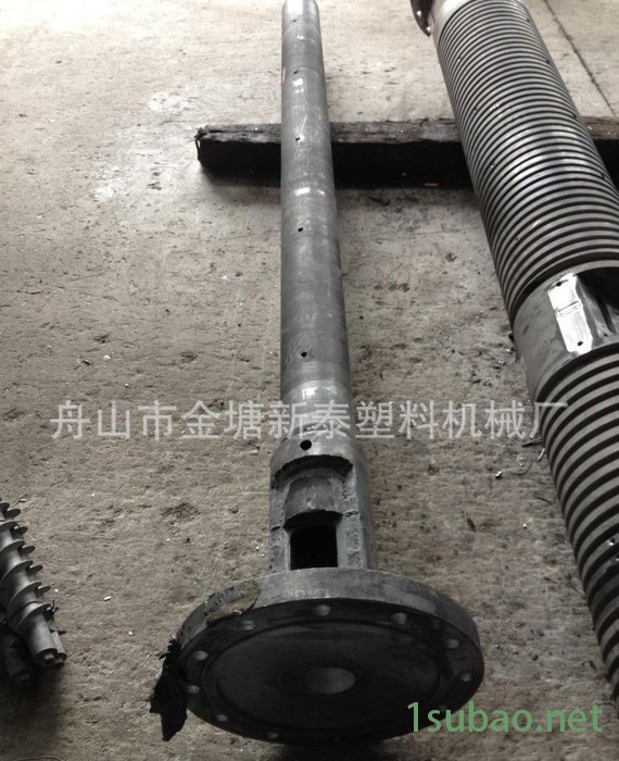 专业返修注塑机挤出机炮筒螺杆图2