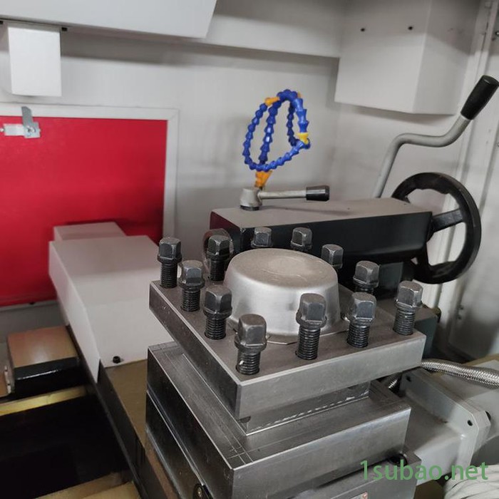 龙泽数控机床CK6140/750数控车床 根据客户需要可定制图2