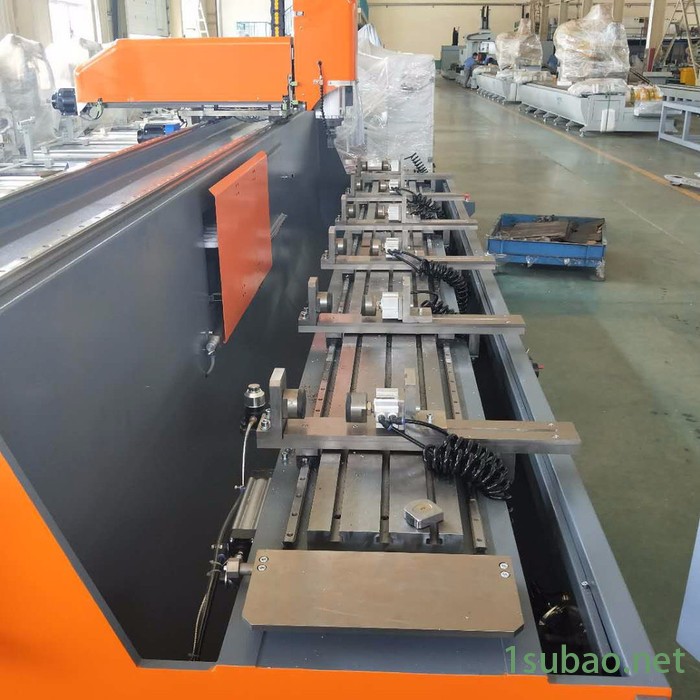 明美**轨道交通数控加工设备工业铝型材数控加工设备工业铝型材数控钻铣床工业铝型材数控加工心图5