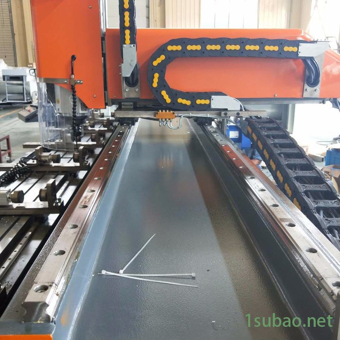 明美**轨道交通数控加工设备工业铝型材数控加工设备工业铝型材数控钻铣床工业铝型材数控加工心图2