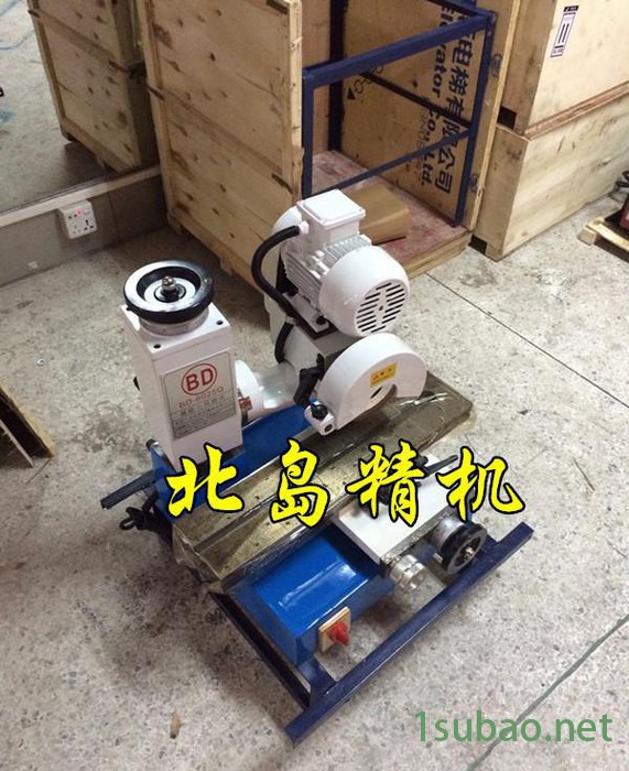 6025Q万能工具磨床 万能刀具磨床 外圆磨床 小平面磨床  现货图3