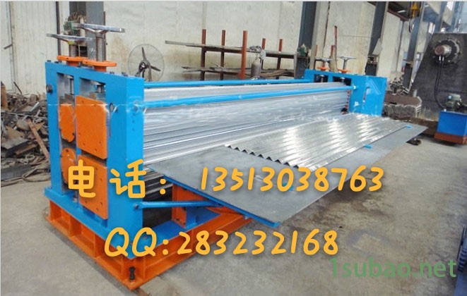 彩钢专用液压折弯机剪板机 数控折弯机剪板机 各种彩钢墙面板屋面板成型设备 泡沫岩棉夹心复合板设备图4