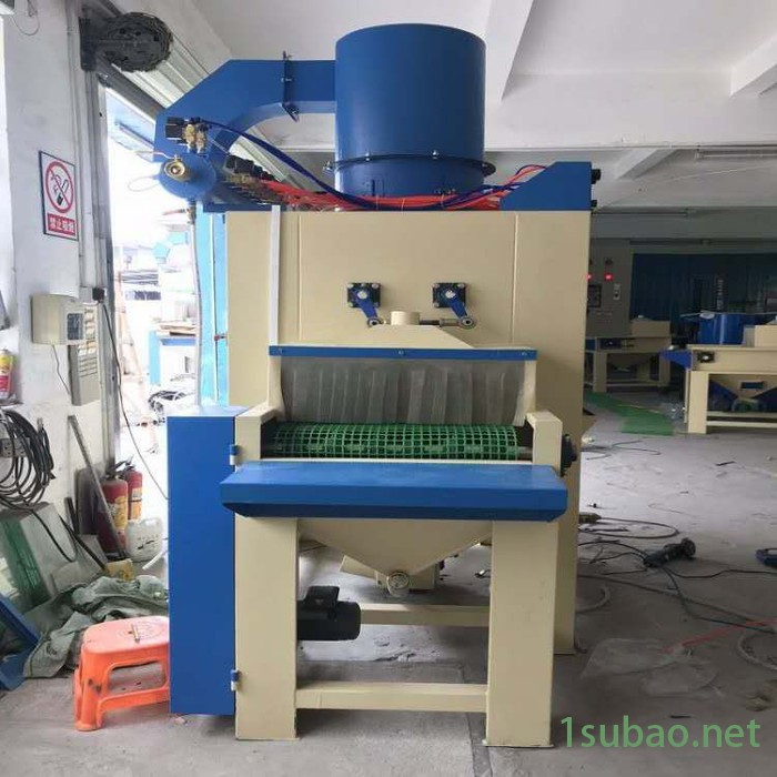 刀具打砂机 百鑫8支喷枪输送式自动打砂机厂家 刀具打砂设备厂价直销图3