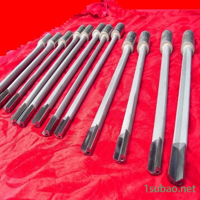 摩汽零部件加工专用刀具枪钻。图3