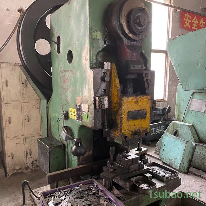 数控折弯机回收 cnc回收 上海数控车床回收 数控机收购图3