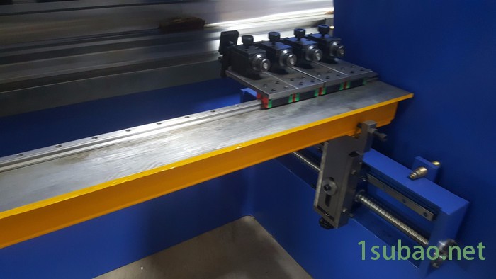 北创沃得数控折弯机 数控折弯机1图4