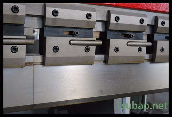 HVCENWC67Y-100t/2500数控折弯机图3