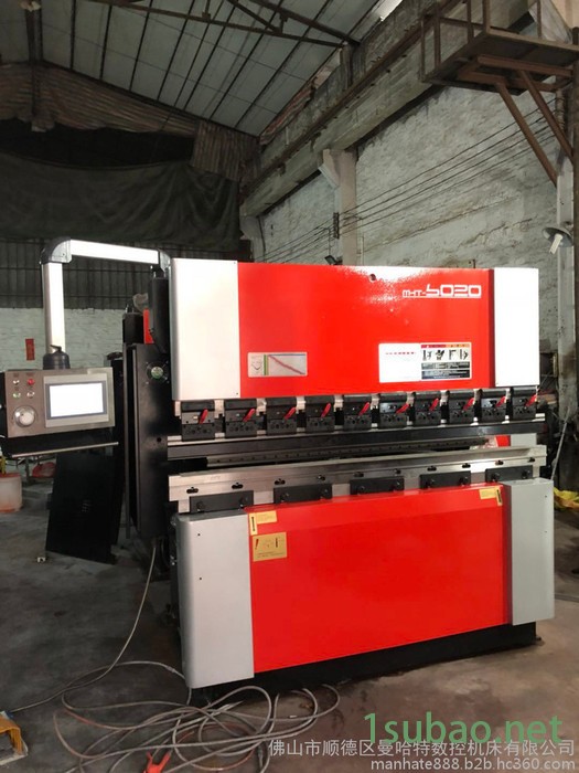 AMADA60T阿玛达数控折弯机数控折弯机6020阿玛达折弯机图2