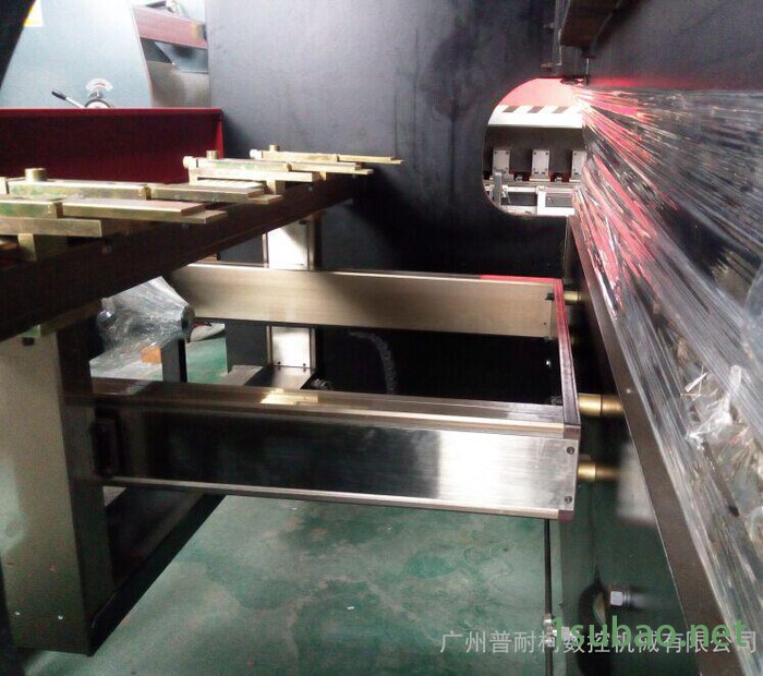 供应广州普耐柯数控PB100T/3200数控折弯机    普耐柯全自动折弯机 高精度数控折弯机 德国进口品质工艺折弯机图2