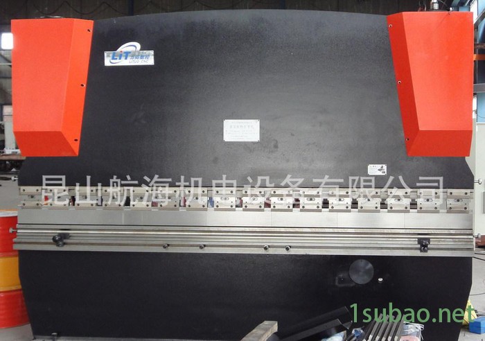 数控折弯机,专业数控折弯机,专业维修折弯机,维修折弯机,专业折弯图3