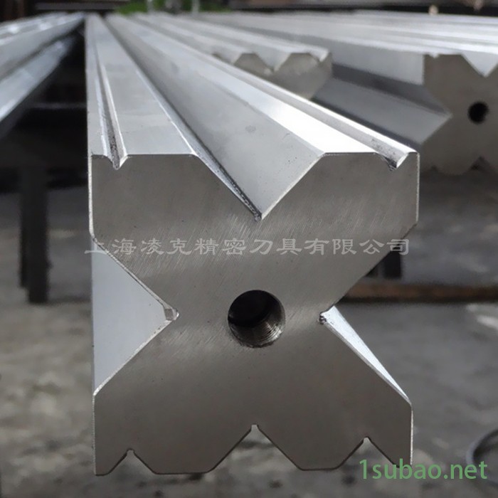 供应折弯机模具 数控折弯机模具 标准上下折弯机刀具 ** 材料保证 价格实惠图8