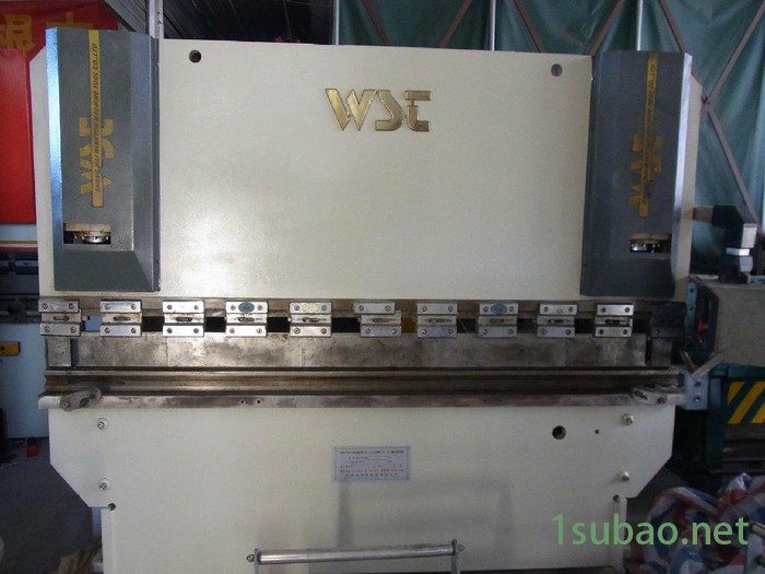 供应二手威士顿63T/2500数控折弯机图3