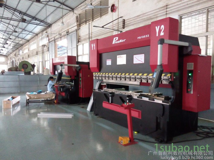 中国品牌  一家专业做数控折弯机的厂家 采用德国核心技术 普耐柯折弯机 行业质的机械 精度更 使用寿命更长久图2