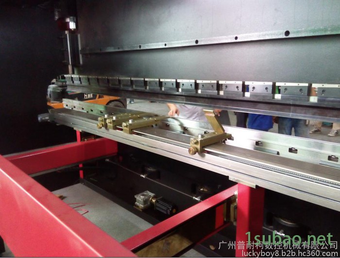 普耐柯数控折弯机 placker PLACKER 德国核心技术 广州普耐柯机械 广州品牌  进口技术折弯机 广东图6