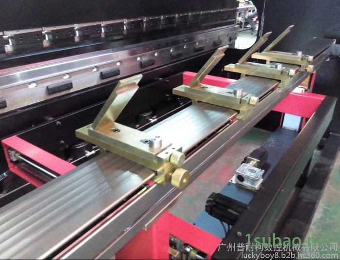 普耐柯数控折弯机 placker PLACKER 德国核心技术 广州普耐柯机械 广州品牌  进口技术折弯机 广东图5