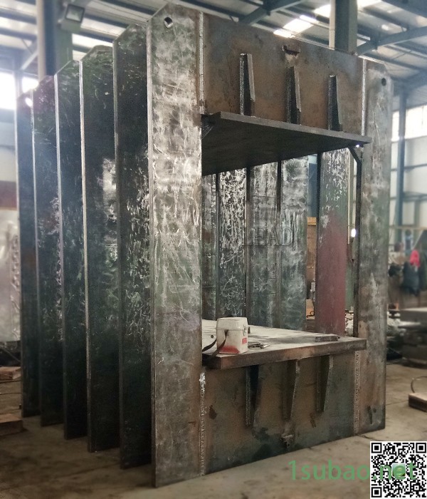 双动框架式钢板压花机 LEAD 3000T带方格门板压花机 液压机生产厂家图4