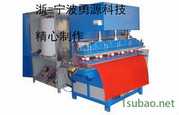 PVC防滑脚垫压花机图3