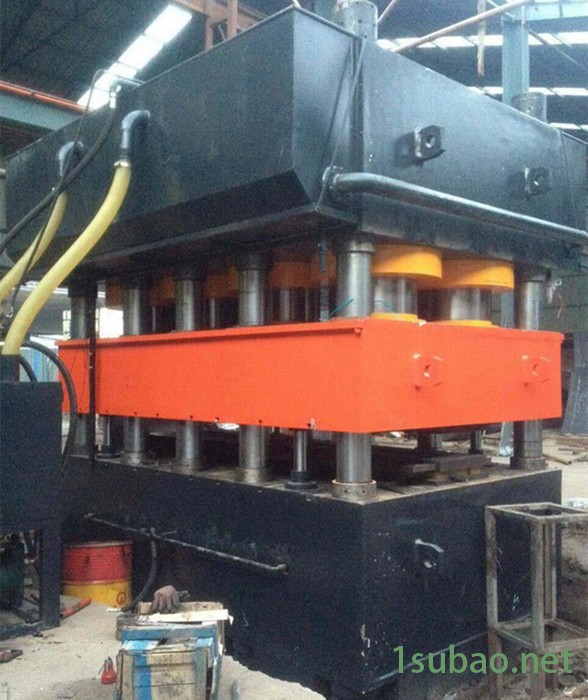 大量供应8000吨大铁门压花液压机  豪华庭院门压花机  ** 支持定做图3